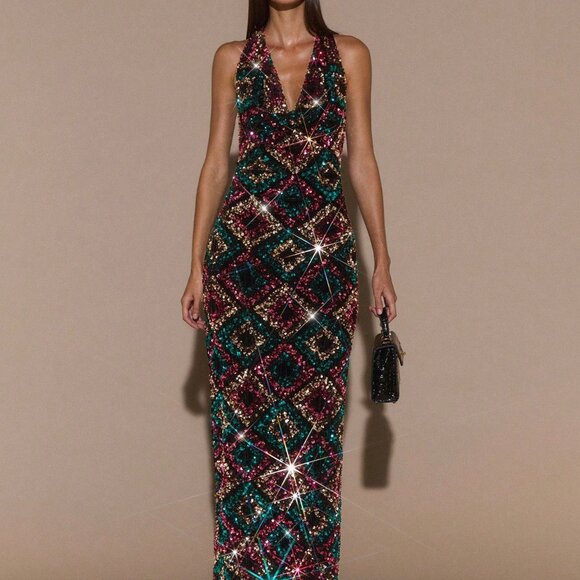 Black Elegant Women's Sequin Plunging Neck Backless Cocktail Dress - Picture 3 of 7